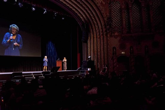 Betsey Griffin Jones accepts the 2022 Phyllis Ehlinger Women of Excellence Award at the Phoenix Ad Club American Advertising Awards ceremony.